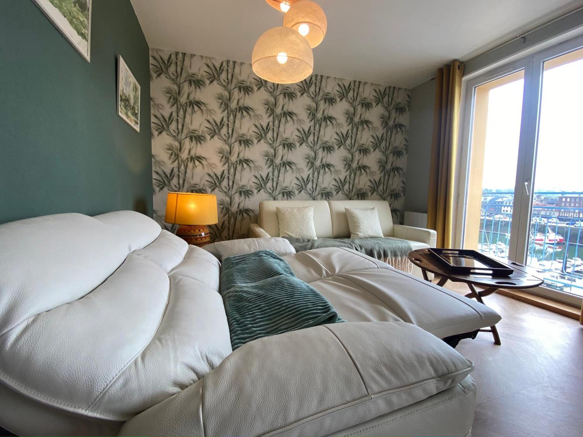 Etablissement 3 Etoiles Avec Ascenseur, 3 Appartements Lumineux Vue Port Avec Balcon, 200M De La Mer, Wifi Fibre, Tous Service Inclus Dieppe Esterno foto