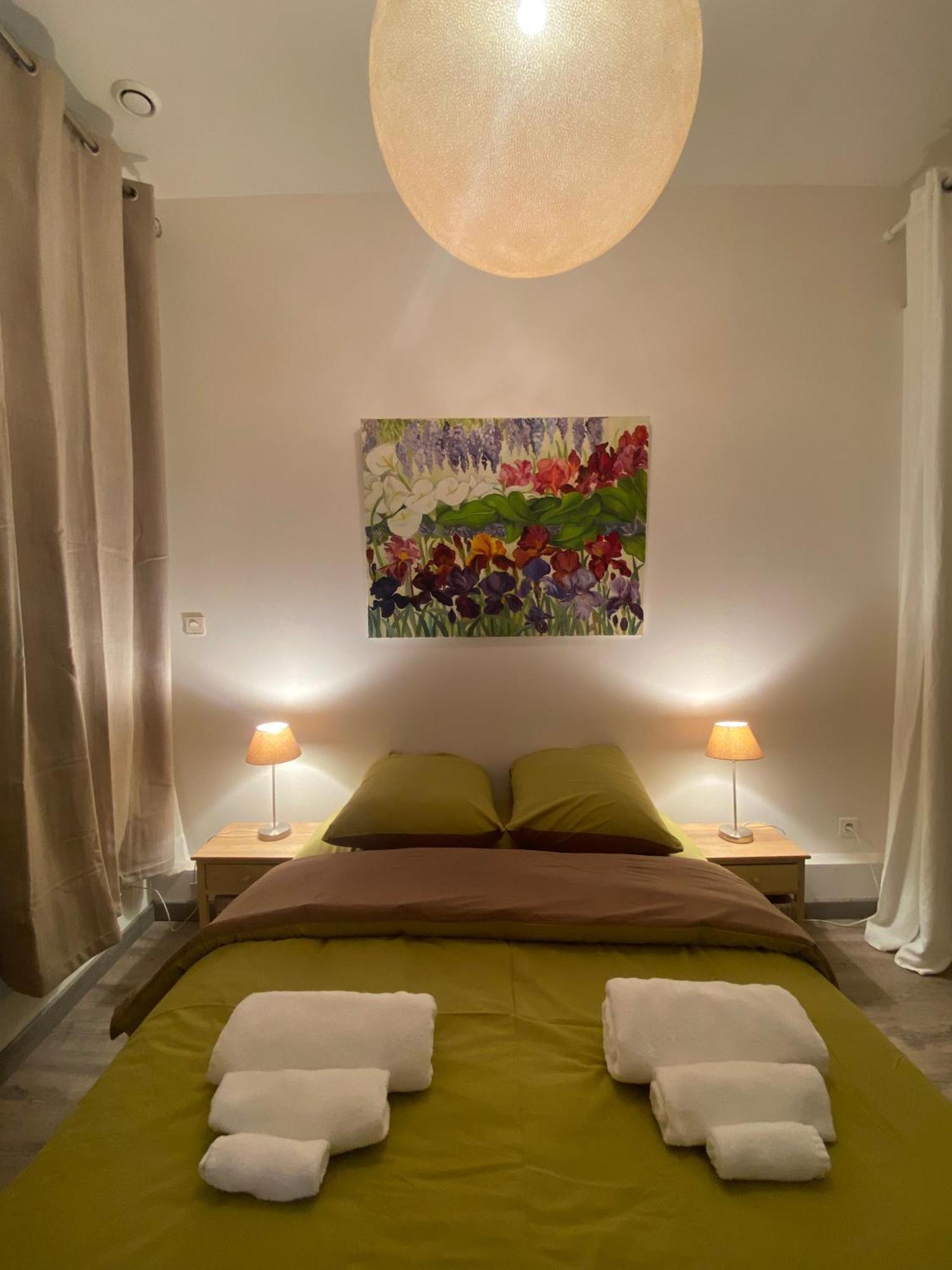Etablissement 3 Etoiles Avec Ascenseur, 3 Appartements Lumineux Vue Port Avec Balcon, 200M De La Mer, Wifi Fibre, Tous Service Inclus Dieppe Esterno foto