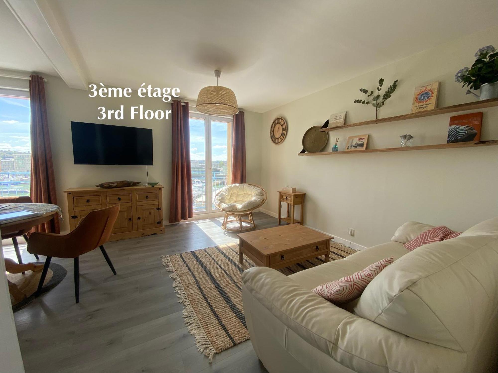 Etablissement 3 Etoiles Avec Ascenseur, 3 Appartements Lumineux Vue Port Avec Balcon, 200M De La Mer, Wifi Fibre, Tous Service Inclus Dieppe Esterno foto