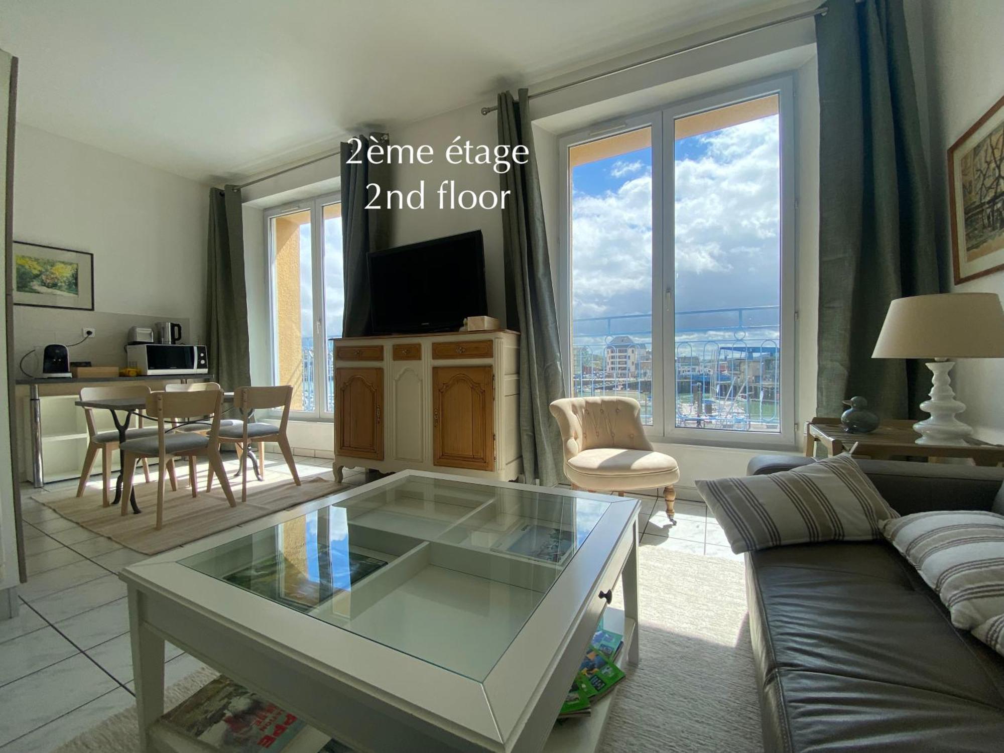 Etablissement 3 Etoiles Avec Ascenseur, 3 Appartements Lumineux Vue Port Avec Balcon, 200M De La Mer, Wifi Fibre, Tous Service Inclus Dieppe Esterno foto