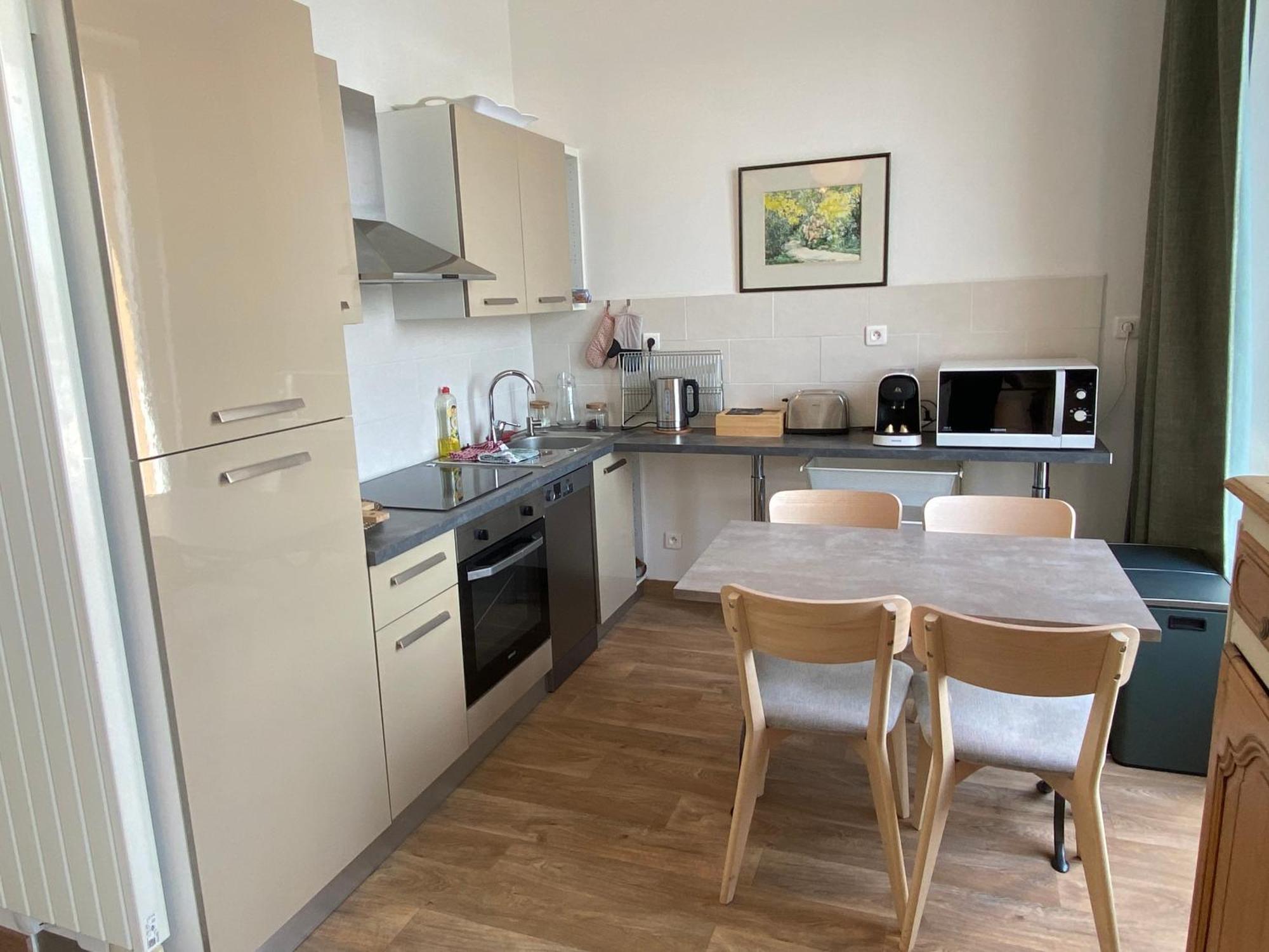 Etablissement 3 Etoiles Avec Ascenseur, 3 Appartements Lumineux Vue Port Avec Balcon, 200M De La Mer, Wifi Fibre, Tous Service Inclus Dieppe Esterno foto