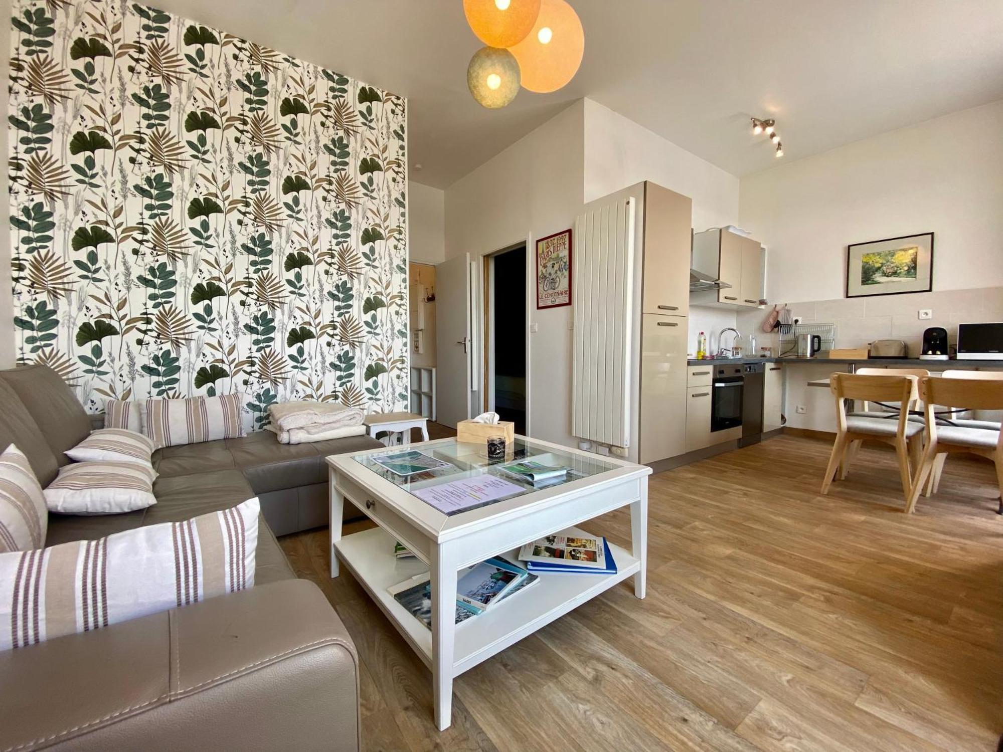 Etablissement 3 Etoiles Avec Ascenseur, 3 Appartements Lumineux Vue Port Avec Balcon, 200M De La Mer, Wifi Fibre, Tous Service Inclus Dieppe Esterno foto